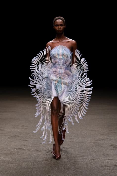 Why The Ocean-Inspired Trend Is Making A Comeback On The Runway