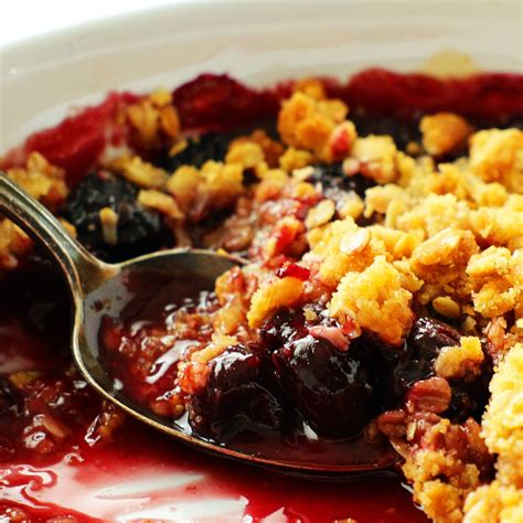 Cherry Crisp Cherry Filling Frozen Cherries Casserole Dishes Toppings Spoon Oatmeal