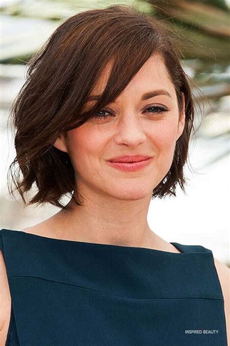 17 Short Haircuts For Women With Round Face Inspired Beauty