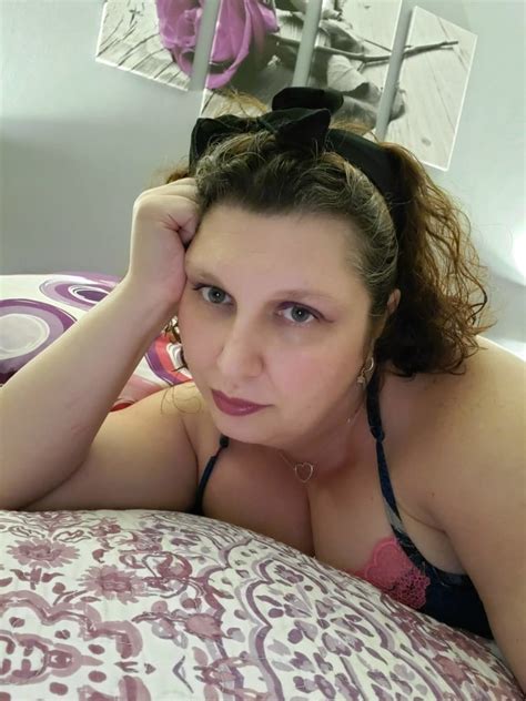 Waiting Up Daddys Girl All Prettied Up And Waiting 22 Pics Xhamster