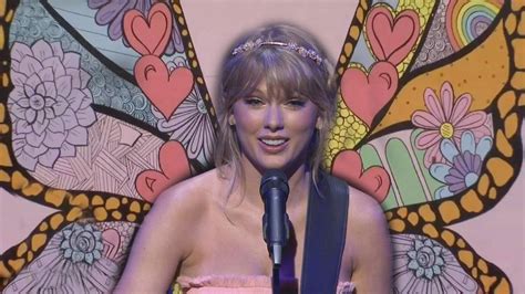 Taylor Swifts Mural Artist Shares Details About The Top Secret Project
