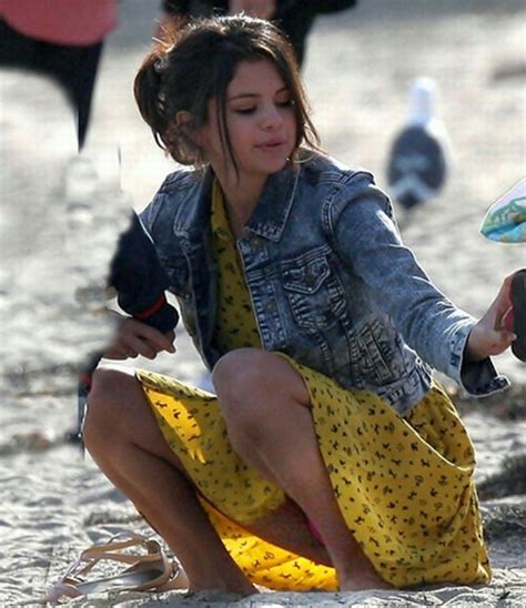 Too Shorttoo Much Skinselena Gomez Is The Queen Of Upskirts Amalito