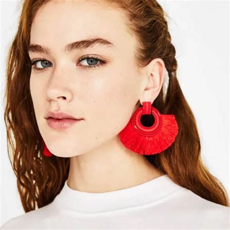 New Bohemian Fashion Statement Dangle Earings For Women Red Cotton