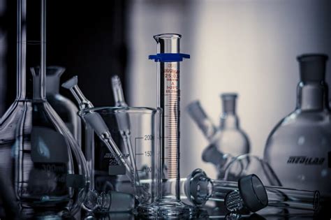 All About Lab Glassware Scientific Chemistry Glassware Medilab