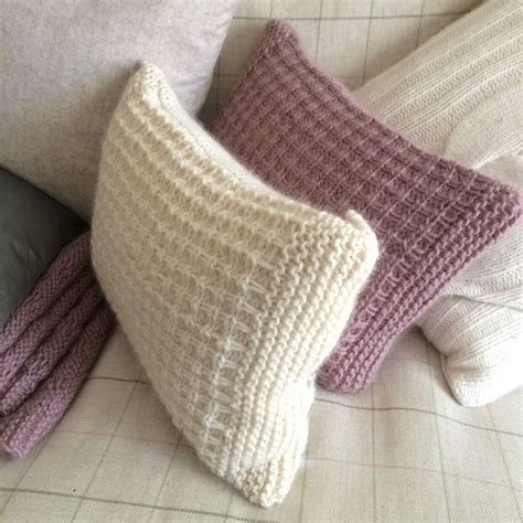 Free Cushion Knitting Pattern Uk Knitted