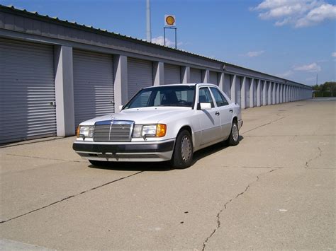 Find your perfect car on classiccarsforsale.co.uk, the uk's best marketplace for buyers and traders. 1991 Mercedes-Benz 300E - Classic Car - Walton, KY 41094