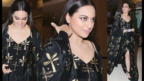 Sonakshi Sinha Hot At Short Film Festival Based On Women Safety And Empowerment Youtube