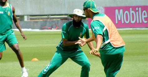 hashim amla resigns as south african test captain