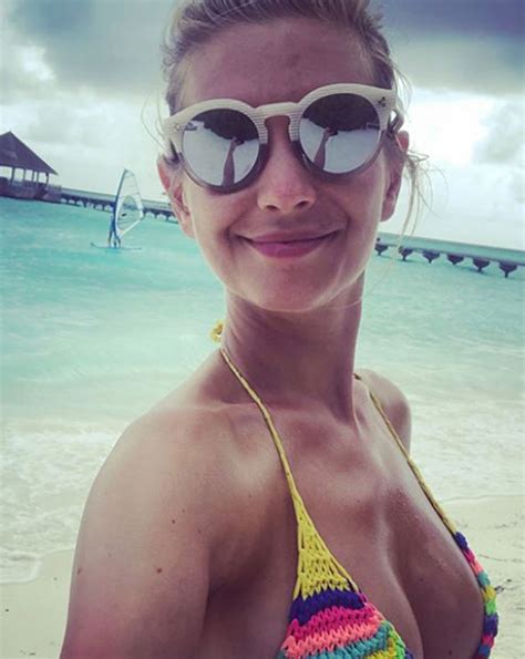 Rachel Riley Instagram Countdown Star Poses In Bikini In Holiday Pictures Celebrity News