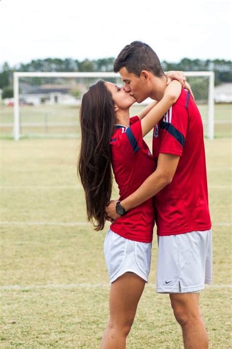 Pinterest Victoriaw29 Soccer Relationships Soccer Couples Soccer Couple