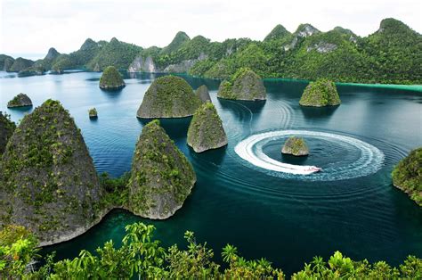Raja Ampat Islands Bucket List The Best 15 Things To Do Framey