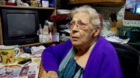 91 Year Old Oregon Woman Left Immobile After Wheelchair And Walker Allegedly Stolen Abc News