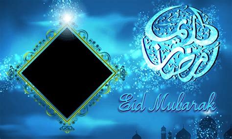 Ketika bulan baru terlihat pada malam hari terakhir ramadhan, periode puasa berakhir. MOshims: Design Kad Raya 2019