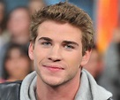 Liam Hemsworth Biography - Facts, Childhood, Family Life & Achievements