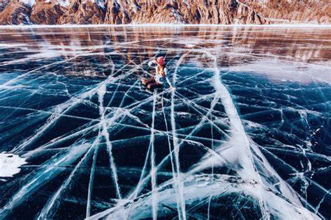 Photographer Captures The Pristine Beauty Of Frozen Siberian Lake