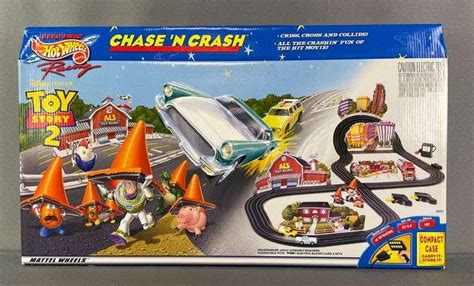 Mattel Hot Wheels Disney Pixar Toy Story 2 Chase N Crash Electric Racing Set Matthew Bullock