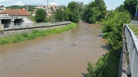 Instant water level of rivers and streams in the czech republic. Hladiny řek klesají místy více než o dva metry - Povodí Moravy
