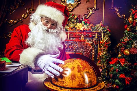 9 Christmas Celebration Traditions All Around The World 2019 Trabeauli