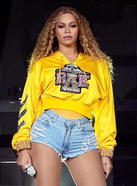Queen Bee Beyonce Beyonce Wig Beyonce Outfits Beyonce Style Rihanna