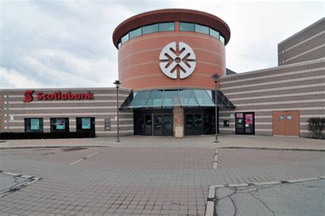 Toronto Malls In Need Of Makeovers Centerpoint Mall