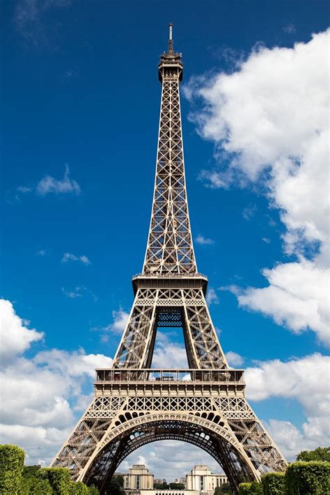 Zoom Virtual Background Eiffel Tower