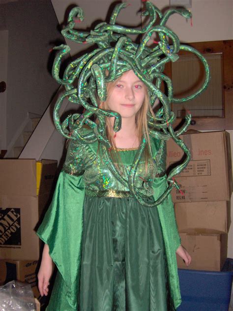 The steps are simple, start with a base medusa set, add lots of snakes and you will have looks that can kill! Now those are better snakes | Medusa halloween costume ...