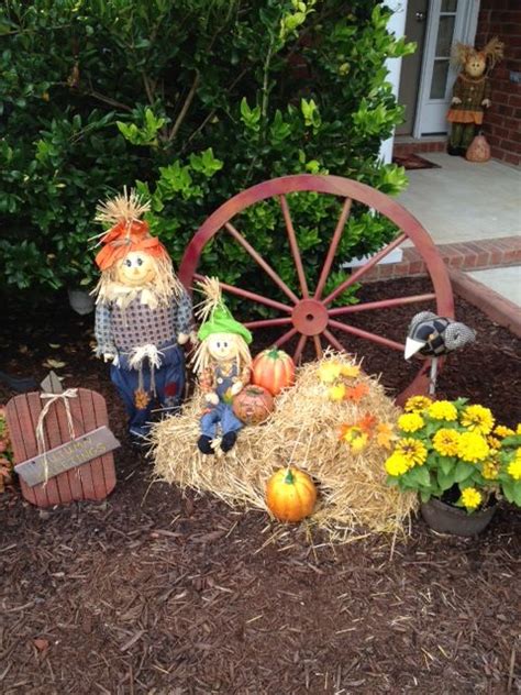 For extra mobility, consider an outdoor umbrella stand with wheels that's easily movable during casual lounging or backyard barbecue parties. words are flowing out.. ♫♫: Outdoor Fall Decor | Fall ...