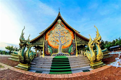Wat Phu Praw Ubonratchathani Thailand Kostenloses Stock Bild Public