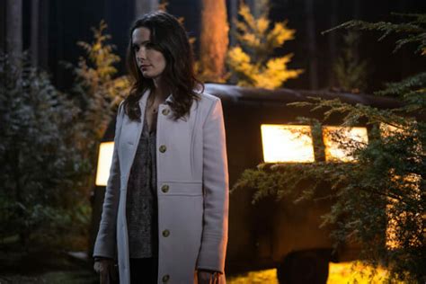 To Hexenbiest Or Not That Is The Question On Tonights Grimm Read Our Interview With Bitsie