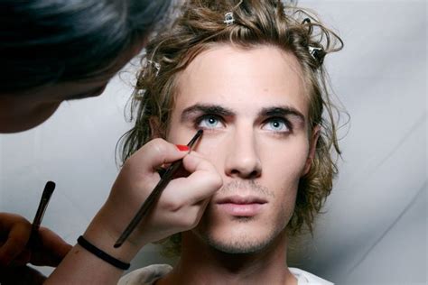 7 tips to wearing makeup every man who wears makeup should know huffpost uk style and beauty