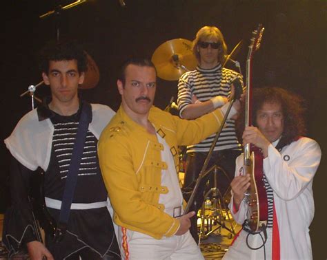 Queen are a british rock band formed in london in 1970. File:One & Dr. Queen band.JPG - Wikimedia Commons