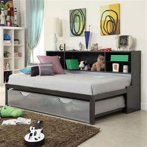 Bowery Hill Metal Frame Twin Bed With Trundle In Black And Silver