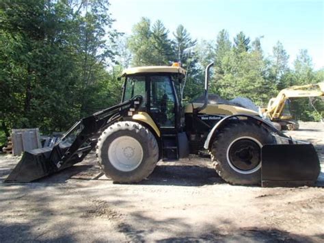 New Holland Tv145 2006 Snow Removal Tractor Equipmtl