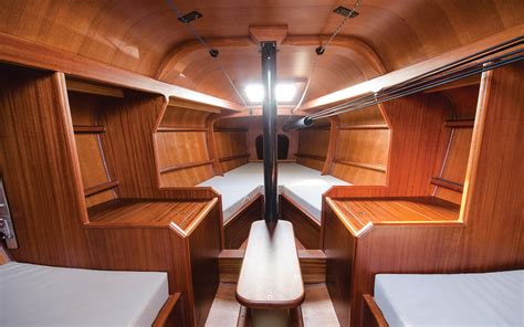La 28 The Modern Trailable Boat Thats Cold Molded From Mahogany