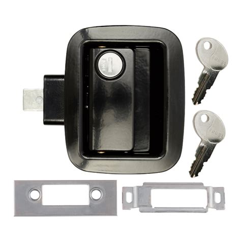 013 710 Bauer Keyd A Like Horse Trailer Lock Rh Ap Products