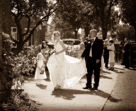 The Bride Arrives Castle Wedding Wedding Photographers Photographer