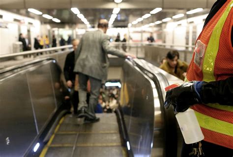 Mta Cleans Subway Stations As More Coronavirus Cases Confirmed In New