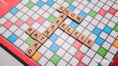 Hashtag Et Selfie Les Deux Nouveaux Mots Acceptés Au Scrabble