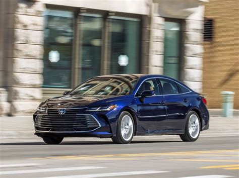 2022 Toyota Avalon Review Pricing And Specs