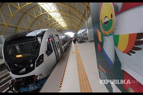 #cakapbiarbetul keretapi atau kereta api? BPN: LRT Palembang Kuras Keuangan Negara | Republika Online