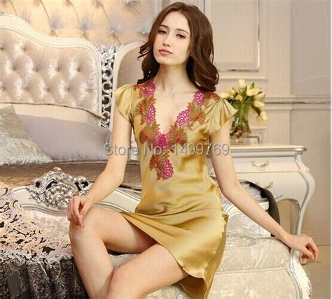100 Silk Women Sleepwear Female Sexy Silk Nightgown Bathrobe Rayon