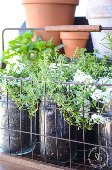 10 Minute Mason Jar Herb Garden Stonegable