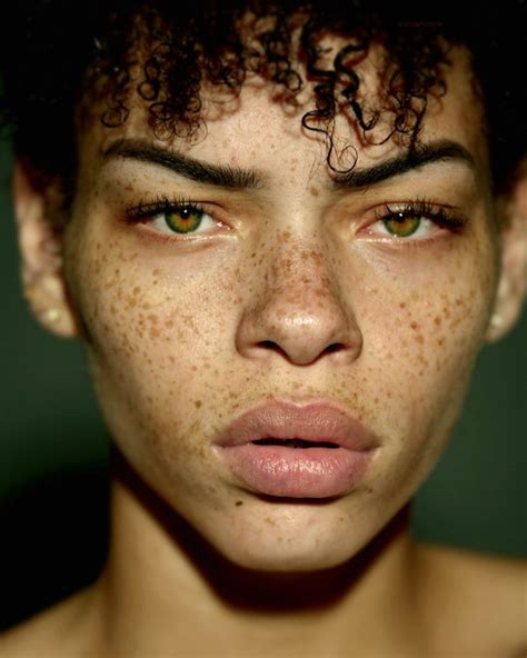 Models Who Stole The Show With Their Unique Freckles S Blog