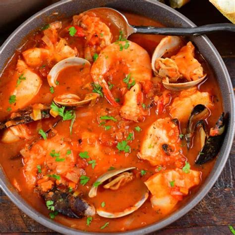 Cioppino Recipe Italian American Seafood Stew With Rich Tomato Base