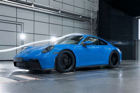 El Porsche 911 Gt3 Recorre Sin Parar 5000 Km A 300 Kmh Y Supera 22