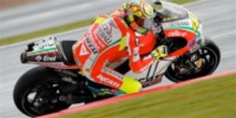 Ducati Hace Doblete En Los Fp1 De Motogp En Silverstone Con Rossi