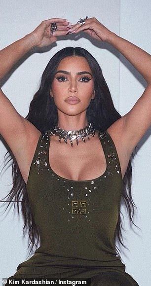 Kim Kardashian Puts On An Eye Popping Display As She Poses In Pink