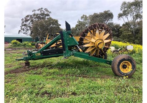 Used 2018 Savannah Savannah Stump Plucker Puller Tractor Ripper In