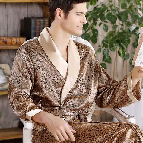 2018 New Spring Autumn Luxury Bathrobe Mens Print Plus Size Silk Satin Pajamas Kimono Summer