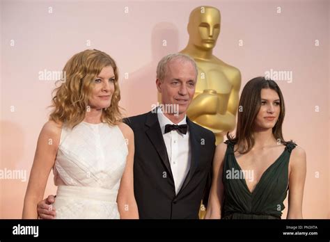 L Actrice Rene Russo Dan Gilroy Oscar Pr Te Nom Pour Les R Alisations En Sc Nario Original